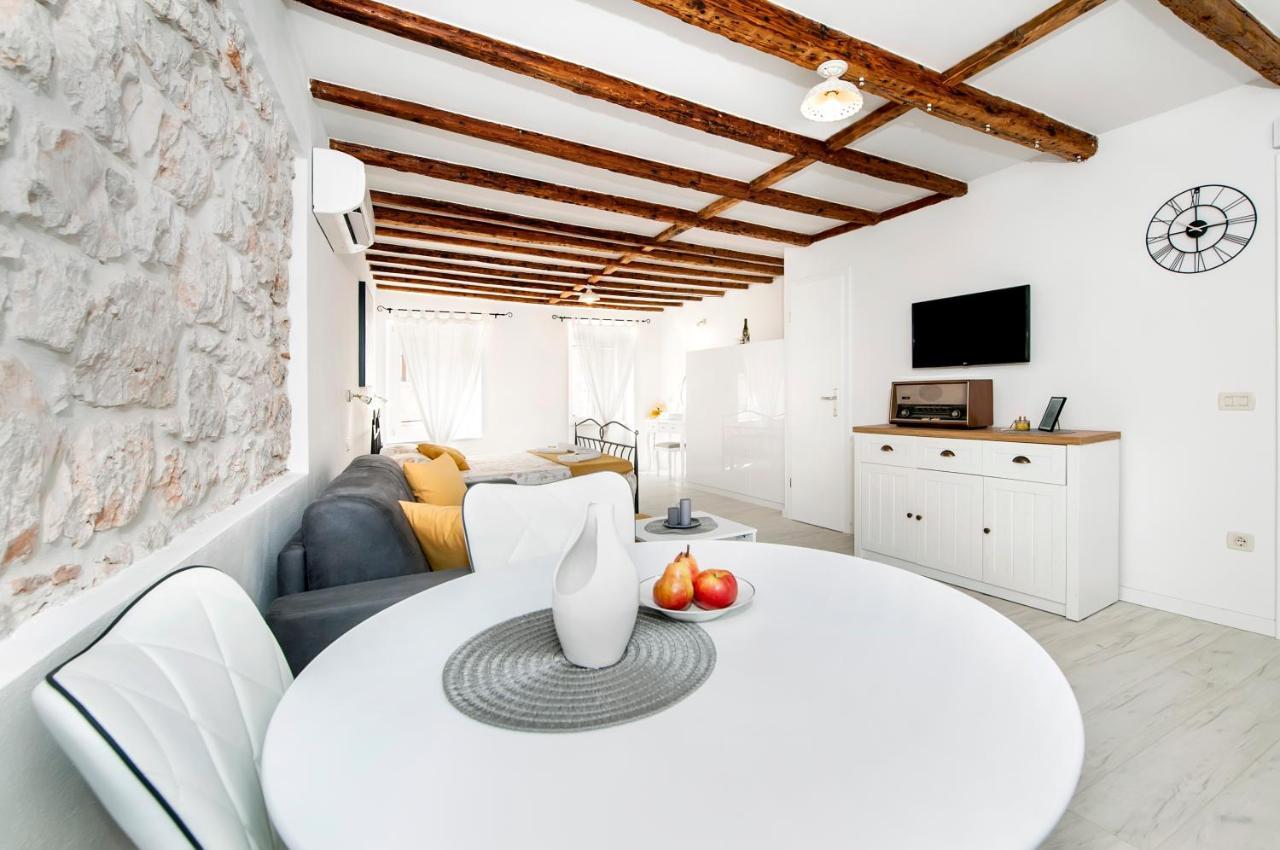 Apartment De Amicis Ровинь Экстерьер фото